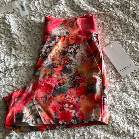 Athleta Brooklyn Short - Picture 3 of 4